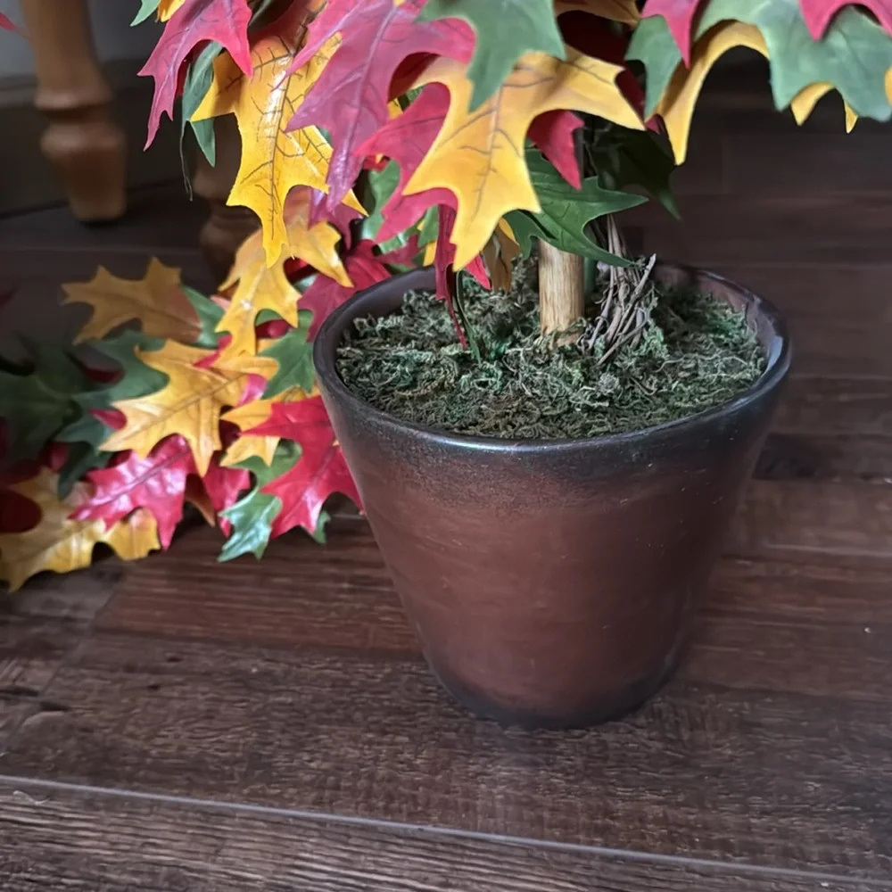 Fall Decorations - Picture 4 of 9